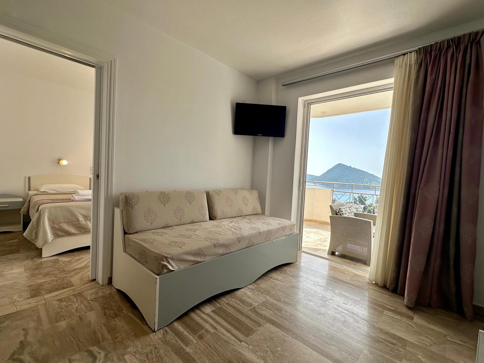 Hotel Apartments Panorama Tolón Esterno foto