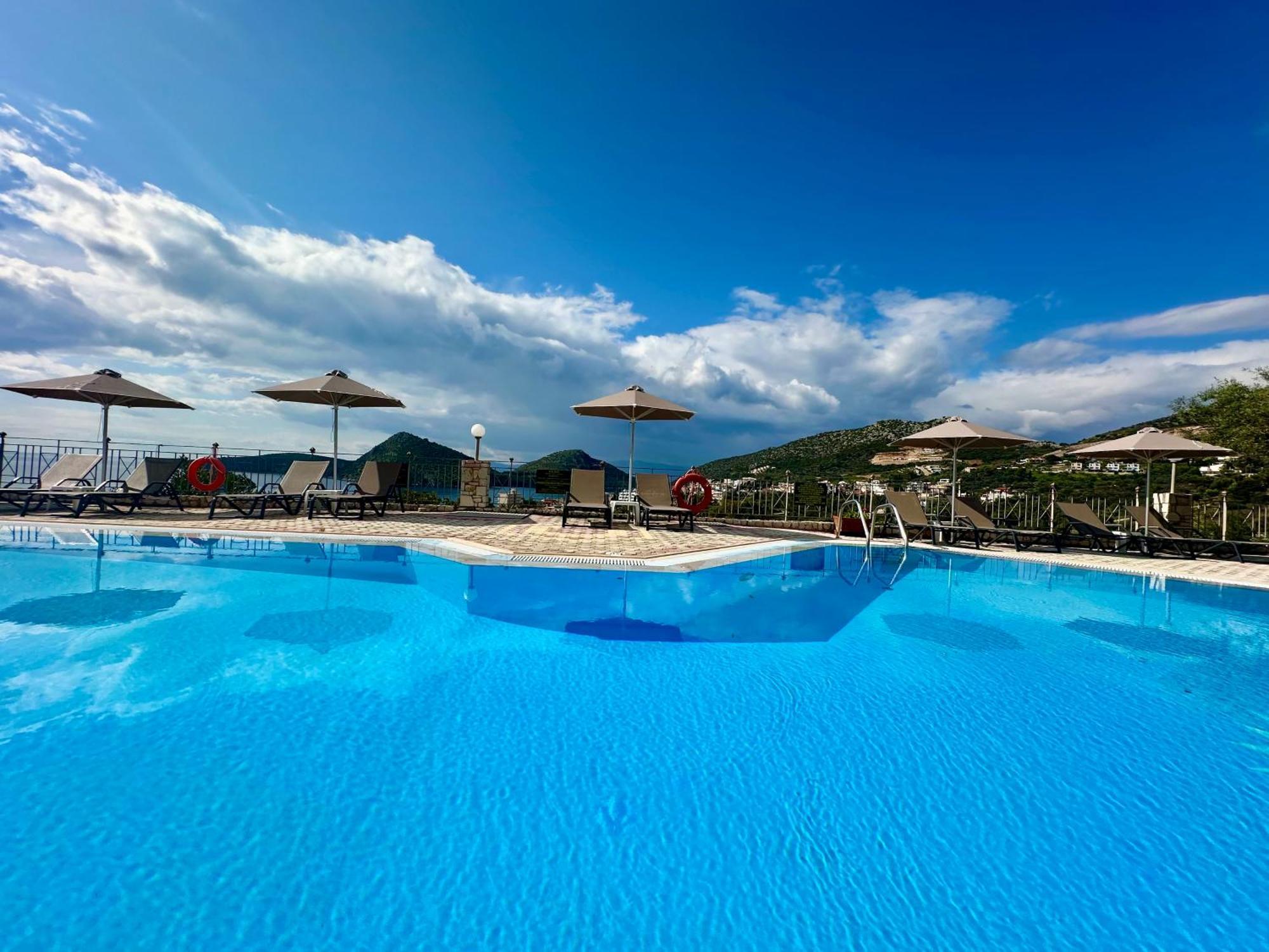 Hotel Apartments Panorama Tolón Esterno foto