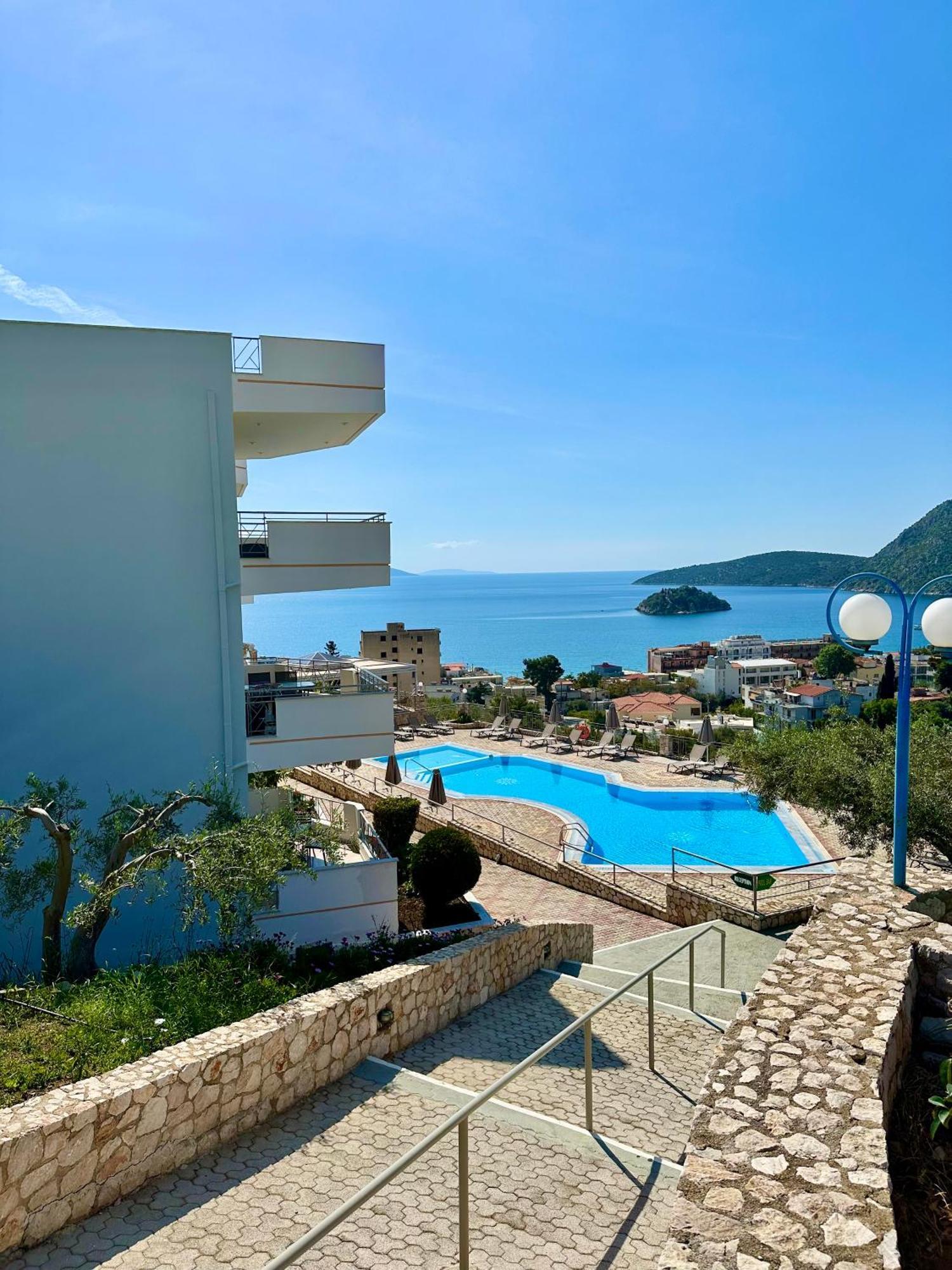 Hotel Apartments Panorama Tolón Esterno foto